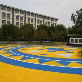 阿壩州 無砂透水混凝土 小區(qū)彩色混凝土 生態(tài)透水混凝土道路 廠家免費(fèi)指導(dǎo)