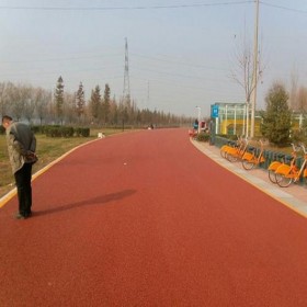 三門(mén)峽市 車(chē)行彩色透水混凝土路 生態(tài)透水地坪 彩色透水地面 專(zhuān)業(yè)材料生產(chǎn)廠家