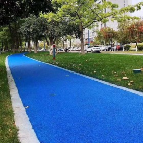 鐵嶺市 無(wú)砂透水混凝土 彩色透水混凝土路 生態(tài)透水混凝土 材料生產(chǎn)廠
